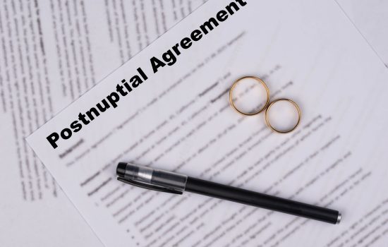 How Does a Postnup Work to Protect Your Assets in Illinois?